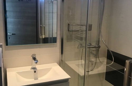 Val-Thorens Apartment | VAL THORENS PLEASANT APARTMENT 4/6 PEOPLE COMPLETELY RENOVATED