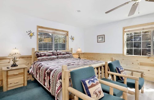 Whispering Forest Cabin | Lookout Lodge #2128 by Big Bear Vacations