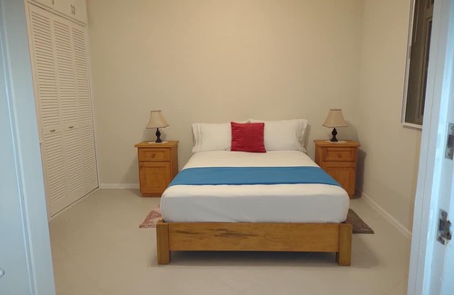 Inch Marlowe Apartment | Spacious apartment in South Coast
