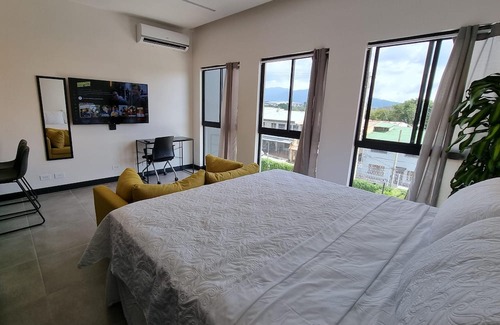 Alajuela Apartment | Loft conveniently located five minutes from airport