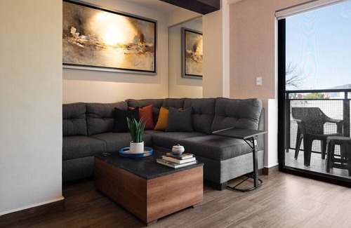 Monterrey Apartment | Luxurious apartment near Doctors Hospital