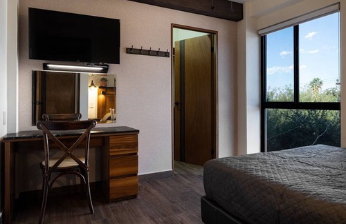Monterrey Apartment | Luxurious apartment near Doctors Hospital