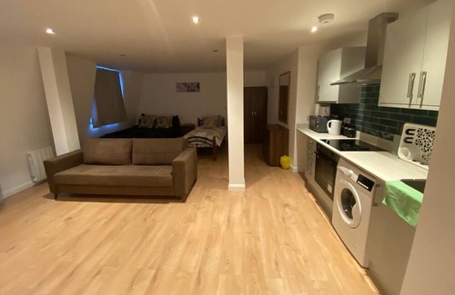 West Ealing Apartment | Lovely one bedroom in Ealing F6