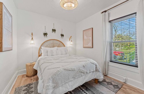 Holly Hill House | The Luxe Bohemian Coastal Haven