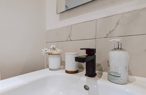 St. Johns Wood Apartment | The Winchilsea Flat in St John's Wood