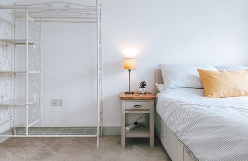 Ham Apartment | The Isabella Studio by Richmond Park