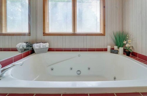 East Stroudsburg House | Serene Escape - Jacuzzi, mins from Trails/ Hiking