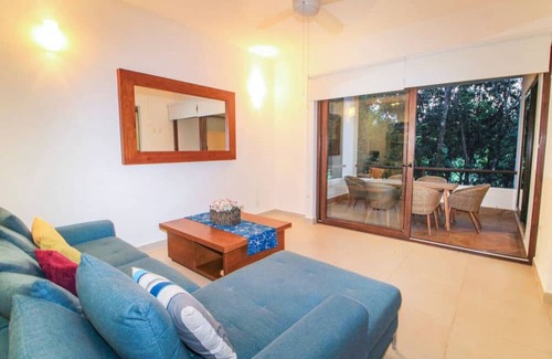 Akumal Apartment | Cheerful 2BR Home in Jungle Oasis w/Pool + Beach