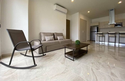 Ejidal Apartment | Dog friendly 2BR w/backyard, pool, gym, bbq, pking