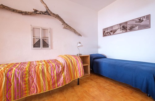 Canneto Apartment | Apartment 'Oleandro' with Private Terrace and Wi-Fi