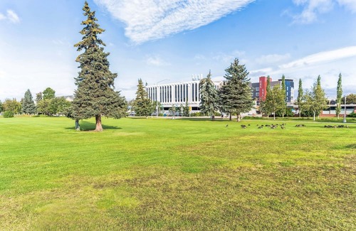 Downtown Anchorage House | NEW LISTING! Highliner: 2nd Floor Interior King 214 (No View) by RedAwning