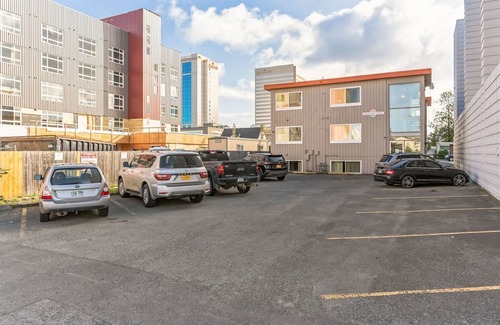 Downtown Anchorage House | NEW LISTING! Highliner: 2nd Floor Interior King 214 (No View) by RedAwning