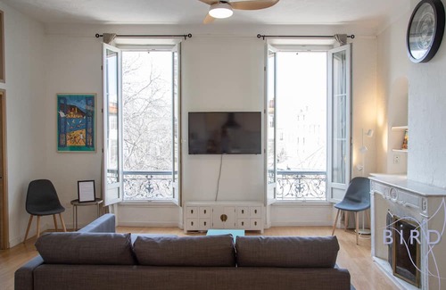 Antibes Old Town Apartment | Beautiful apartment Place Nationale in Antibes old town