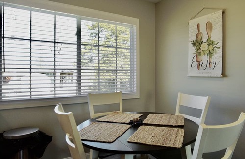 Branson Theater District House | Townhome-colonial B