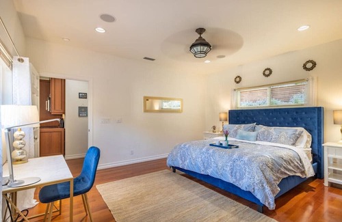 Mission Viejo House | Stunning FIVE STAR huge one-level 1350 ft.² cottage