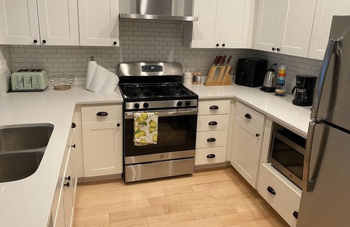 Over-the-Rhine Condo | Stylish & Cozy Downtown Condo|Free Gated Parking