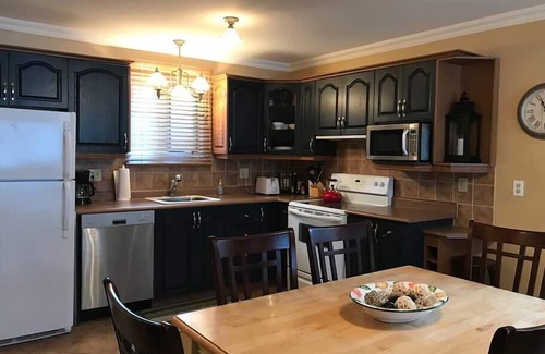 Magog Apartment | Le Azur 535 - Memphremagog Beach