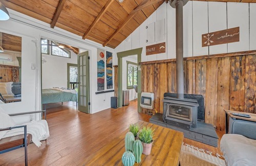 Julian Cabin | Rustic Cabin 5 minutes from Downtown Julian