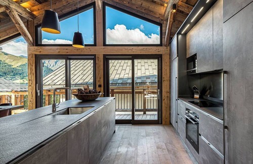 Villarabout Ski Chalet | Chalet Grosjean - Five Bedroom Chalet, Sleeps 10