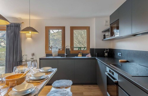 Saint-Martin-de-Belleville Villa | Apartment Herbert - Three Bedroom Villa, Sleeps 8