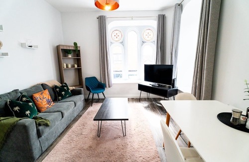 Castle Apartment | Converted Chapel Swansea | King Bed | Sleeps 4.
