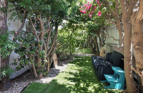 Park West Apartment | Quaint 1BD/1BA Bungalow