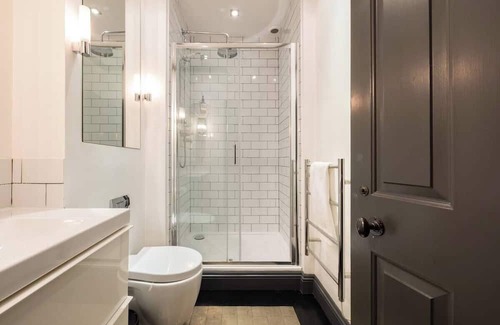 St. Helen's Apartment | The Notting Hill Apartment by House of Kip - NH5