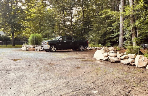 Dunbarton RV Rental | Bear Brook Trail RV Parking site