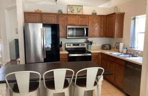 Silver Creek House | Large family vacation home, close to Disney, private pool & spa, newly remodeled