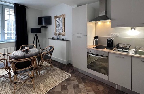 Moulins Apartment | Apartment Moulins, 1 bedroom, 2 persons