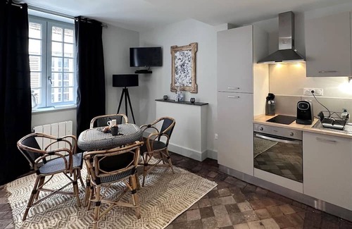 Moulins Apartment | Apartment Moulins, 1 bedroom, 2 persons