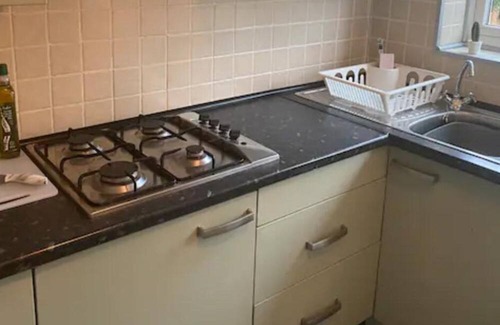Gateshead House | Cheerful 3 bdrm ideal for contractors-own parking