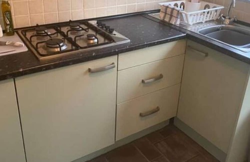 Gateshead House | Cheerful 3 bdrm ideal for contractors-own parking