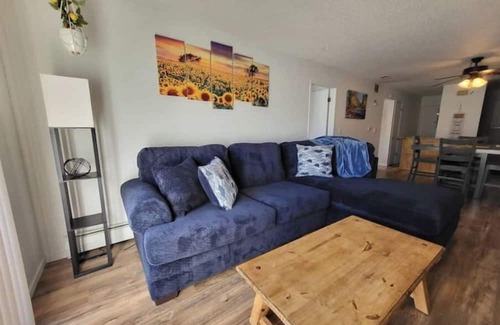 Grand Junction Apartment | Cozy Apartment, Pool & Hot Tub!