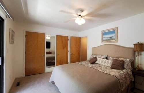 North Shore House | What A View, Wifi, ping pong, cloe to amenities