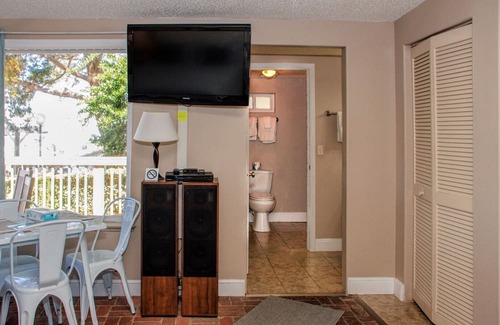 St. Augustine Apartment | Deluxe Jacuzzi 19 Inn at Camachee Harbor