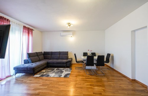 Privlaka Apartment | Apartment KICO first row to the SEA!