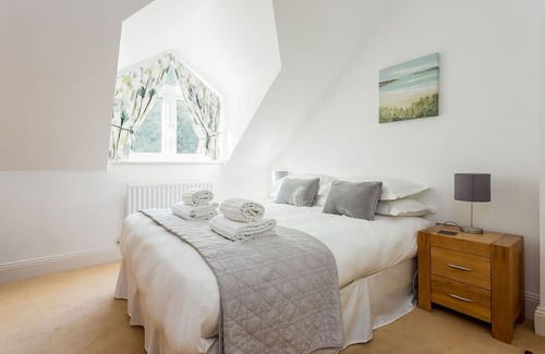Westbourne Apartment | Daintree - an apartment that sleeps 4 guests in 2 bedrooms