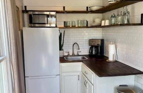 Green Creek House | The Tiny House No Cleaning Fee Cape May/Wildwood