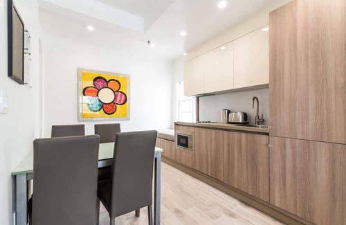 South Pointe Condo | 3rd/Ocean Walk Out to Pool/ Beach