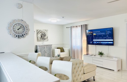 Largo House | Beach Resort Retreat Accessible Home with swim spa jacuzzi