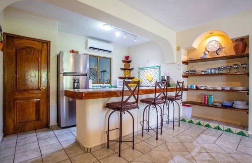 Amapas Condo | Amazing Casa Dorado in Zona Romantica