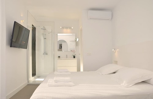 Santa Cruz de Tenerife Apartment | Great studio penthouse of 25 m2, with a large and terrace overlooking the sea and all of Santa Cruz