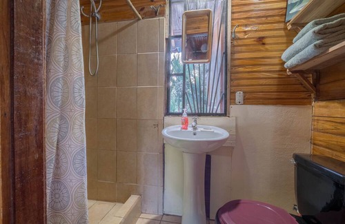 Puerto Viejo de Talamanca House | Beautiful Beachfront Property - Fiberoptic Internet