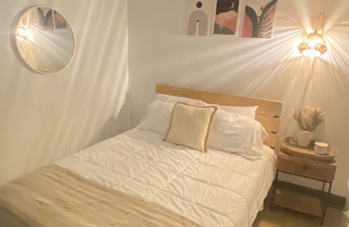 Civil Rights Historic District House | Luxury Boho Retreat DOWNTOWN