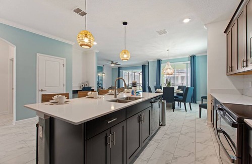 Kissimmee Villa | Private Pool, Spa and Premium Resort Amenities Included!
