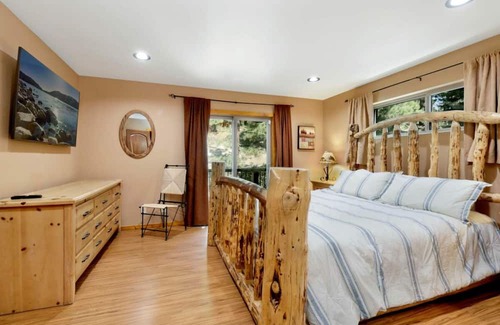 Boulder Bay Cabin | Top Notch Lodge #2056 by Big Bear Vacations