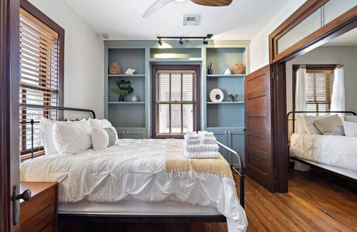 Galveston Apartment | League Lofts-Heart of Historic Downtown Galveston!