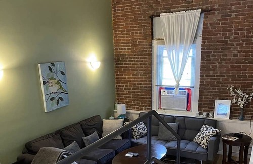 Florence Apartment | The Old Parish Hall, Downtown Florence