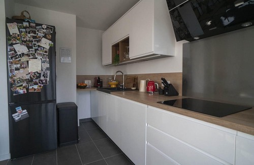 Puteaux Apartment | Modern Apt With Balcony Near Paris